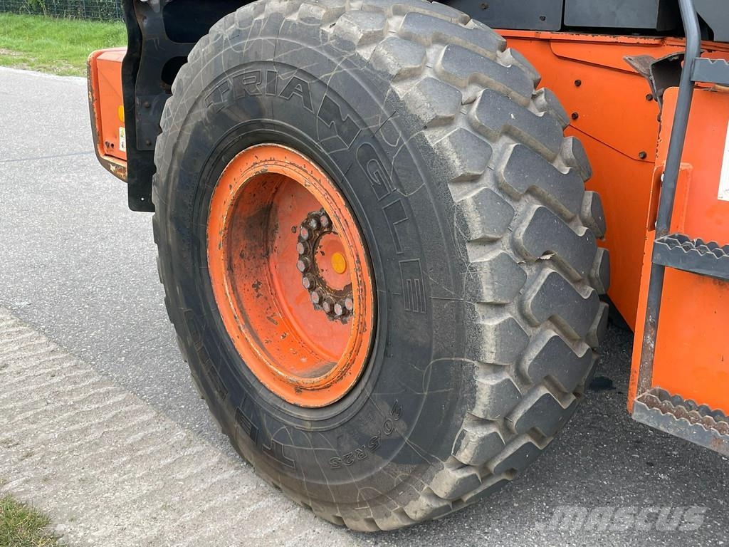 Hitachi ZW150 Utovarivači na kotačima