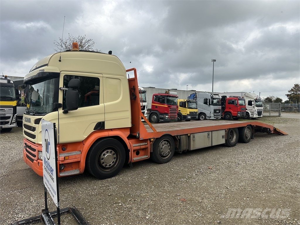 Scania P410 8x2/6 Knæklad / abschleppwagen Autotransporteri