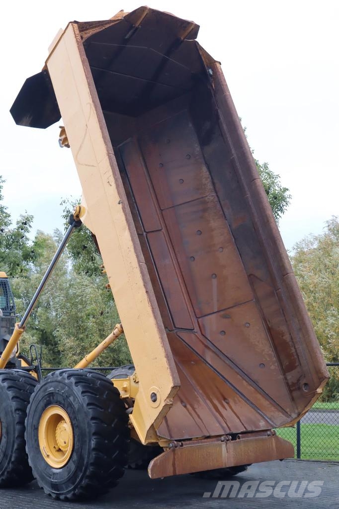 Bell B25E | 6X6 | HEATED BOX | CAMERA | CE & EPA Artikulētie pašizgāzēji