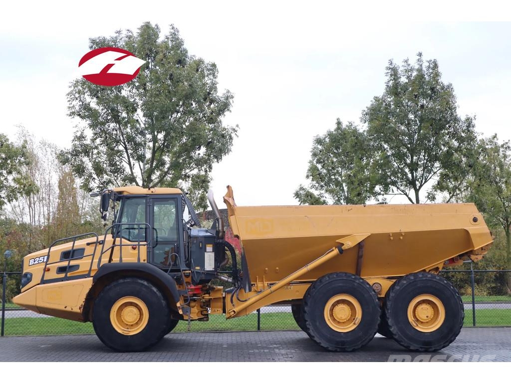 Bell B25E | 6X6 | HEATED BOX | CAMERA | CE & EPA Artikulētie pašizgāzēji
