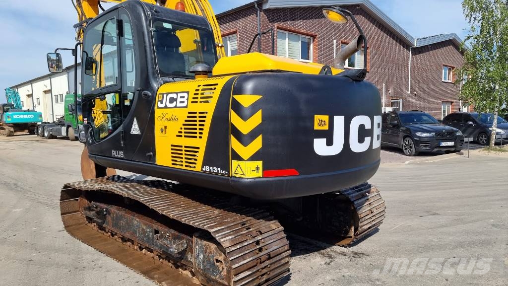 JCB JS 131 LC 履带挖掘机