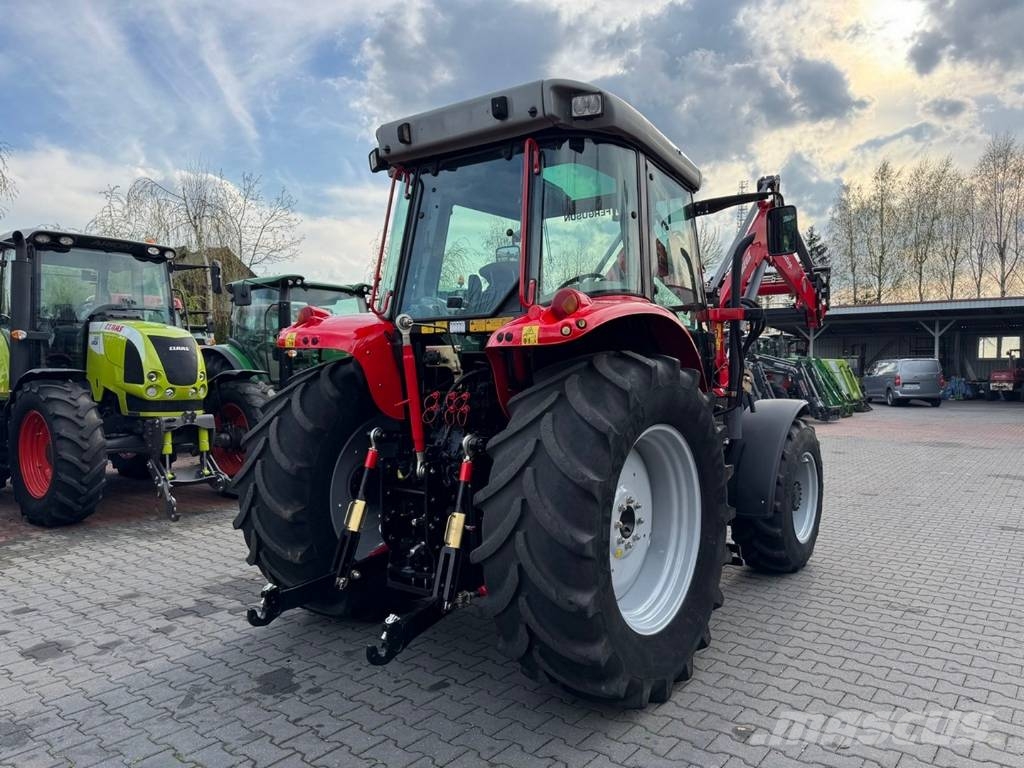 Massey Ferguson 5455 + FAUCHEUX PRESTIGE 120 Traktory