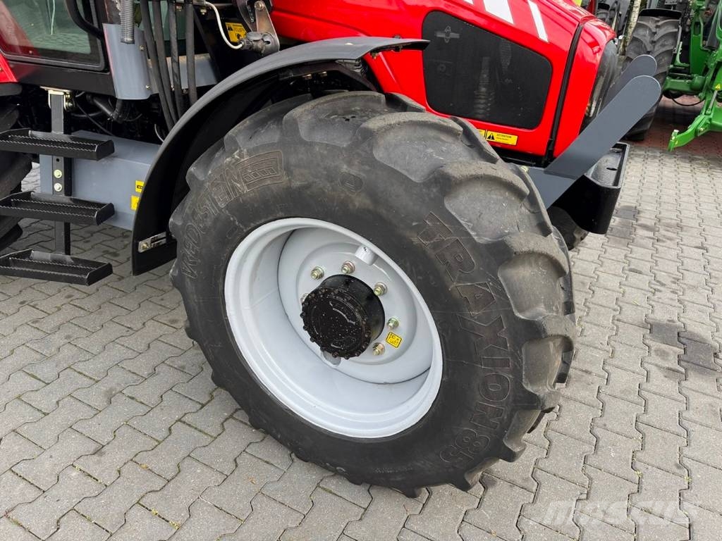 Massey Ferguson 5455 + FAUCHEUX PRESTIGE 120 Traktory