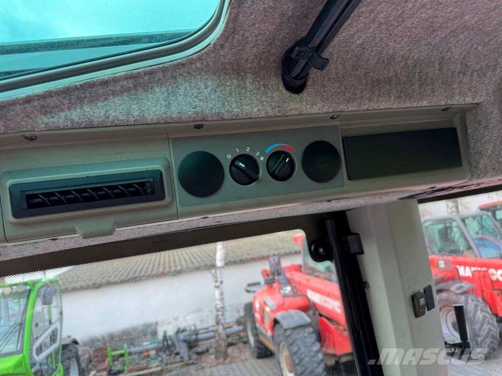 Massey Ferguson 5455 + FAUCHEUX PRESTIGE 120 Traktory
