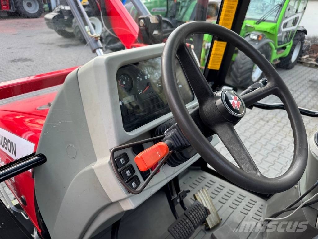 Massey Ferguson 5455 + FAUCHEUX PRESTIGE 120 Traktory