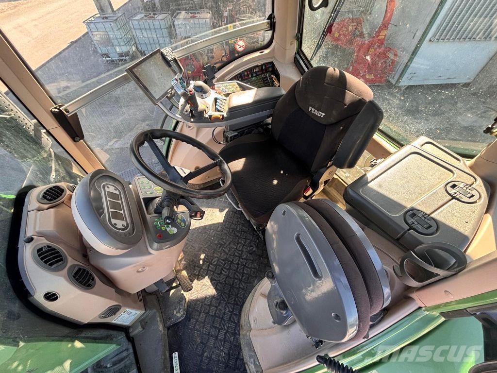 Fendt 826 S4 PROFI + Traktorer