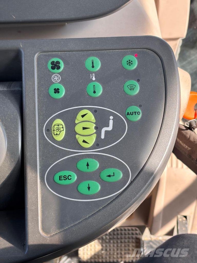 Fendt 826 S4 PROFI + Traktorer