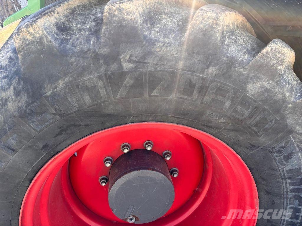 Fendt 826 S4 PROFI + Traktorid