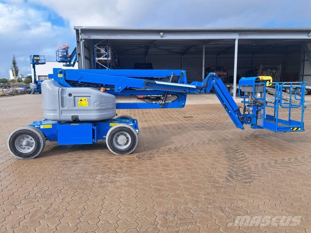 Genie Z 45/25 J DC Karos emelők