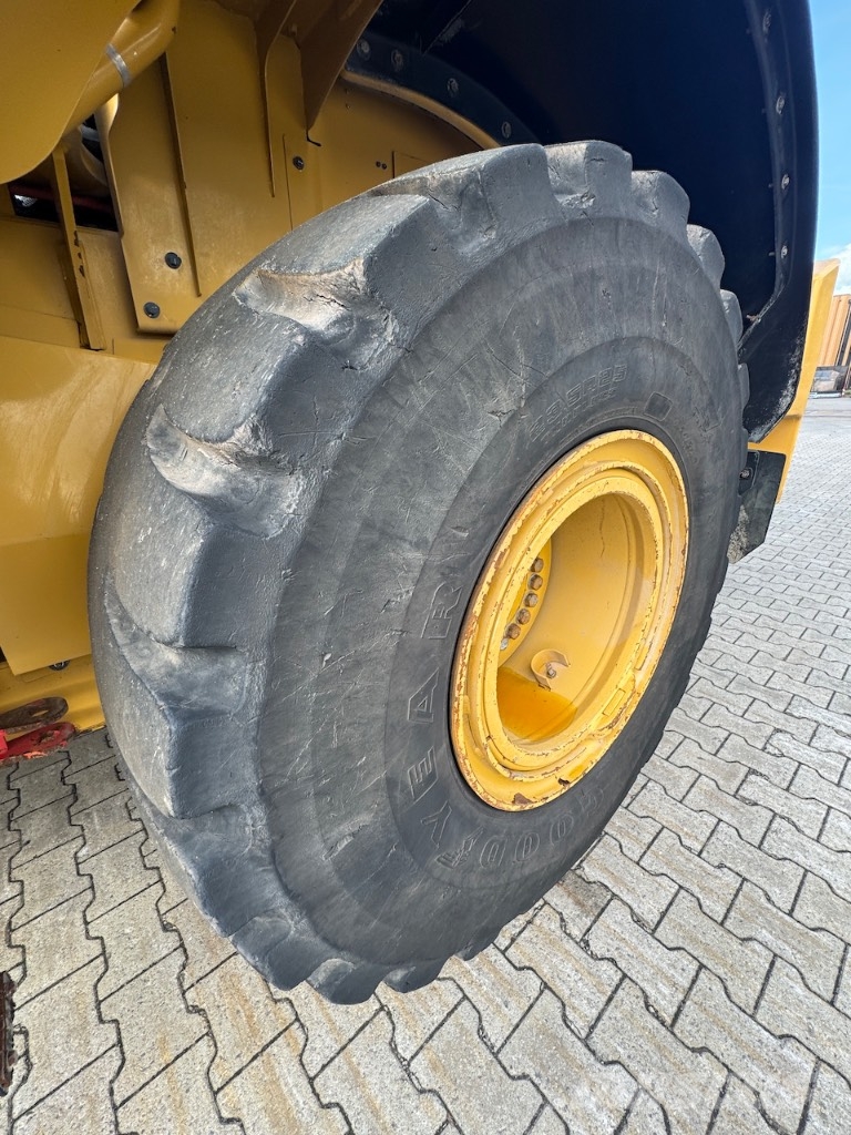 CAT 962M Wielladers