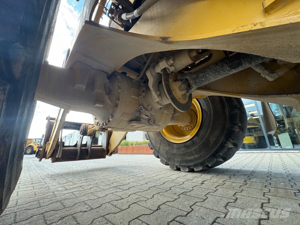 CAT 962M Wielladers