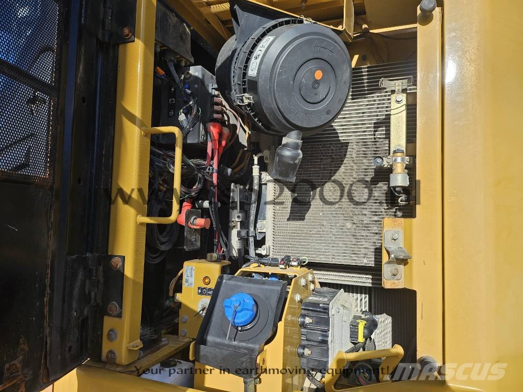 CAT 325 FL CR Rupsgraafmachines