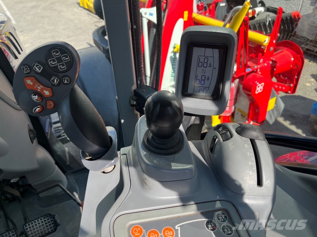 New Holland T6.180 Traktori