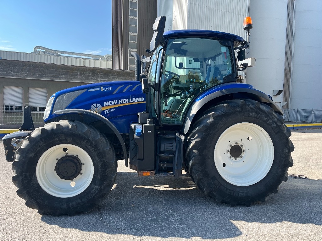 New Holland T6.180 Traktori