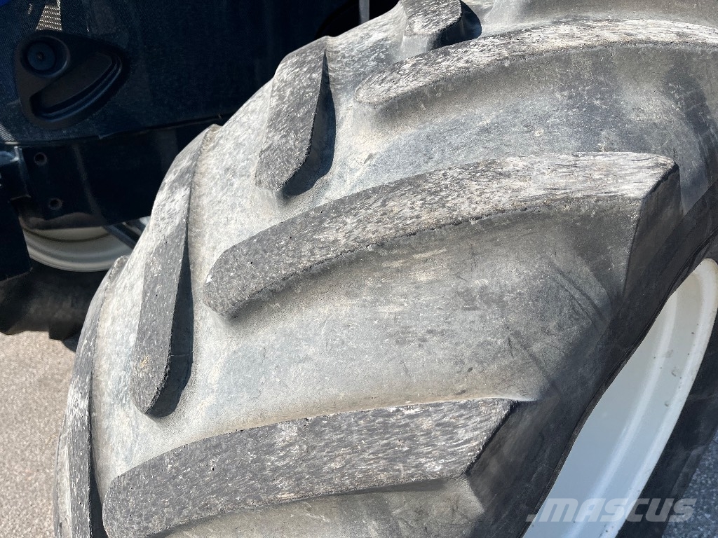 New Holland T6.180 Traktori