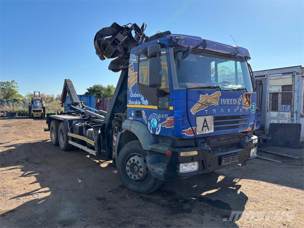 Iveco TRAKKER 440 6X4 + HR 새시 운전실 트럭