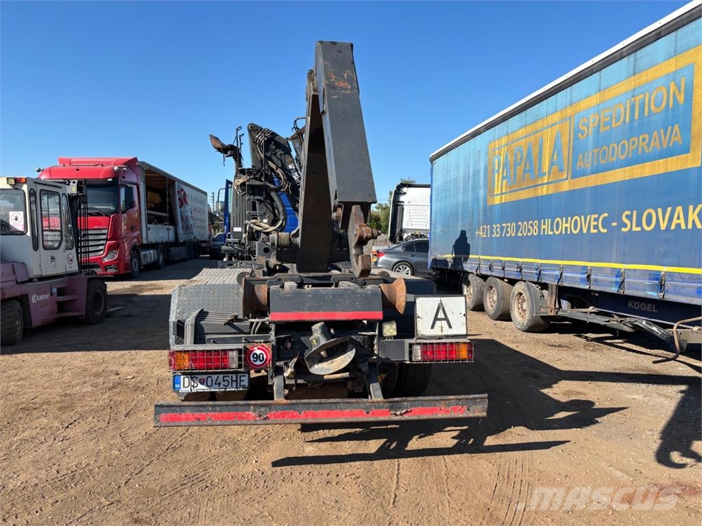 Iveco TRAKKER 440 6X4 + HR 새시 운전실 트럭