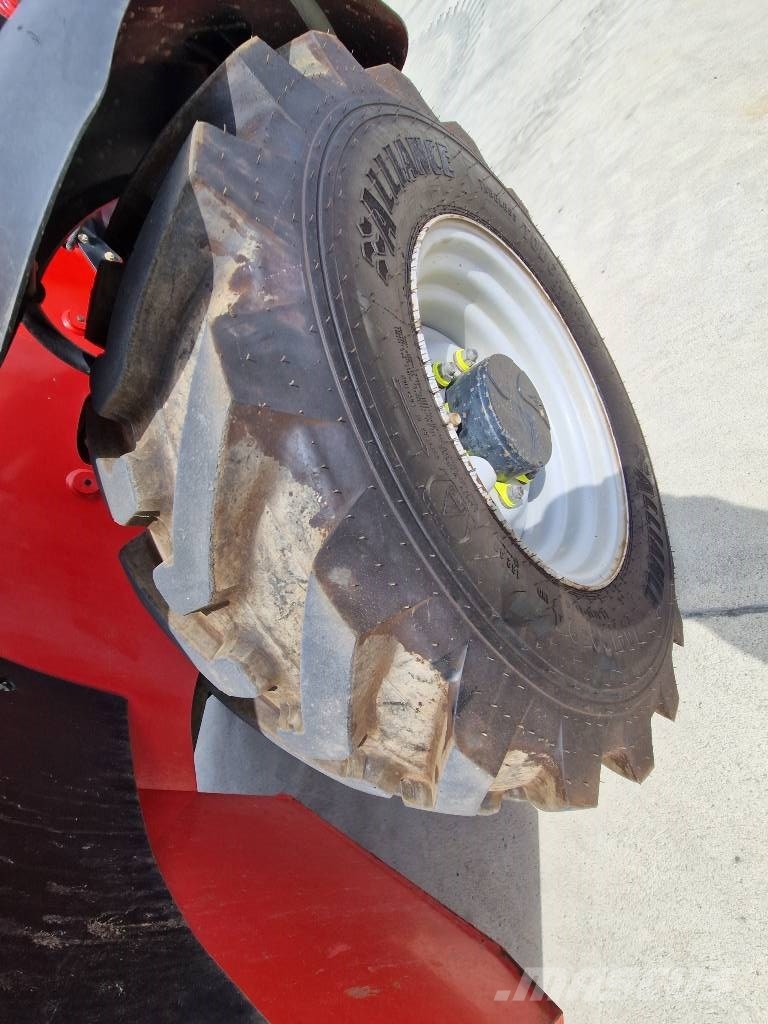 Manitou MT 1440 R433 مناولات متداخلة