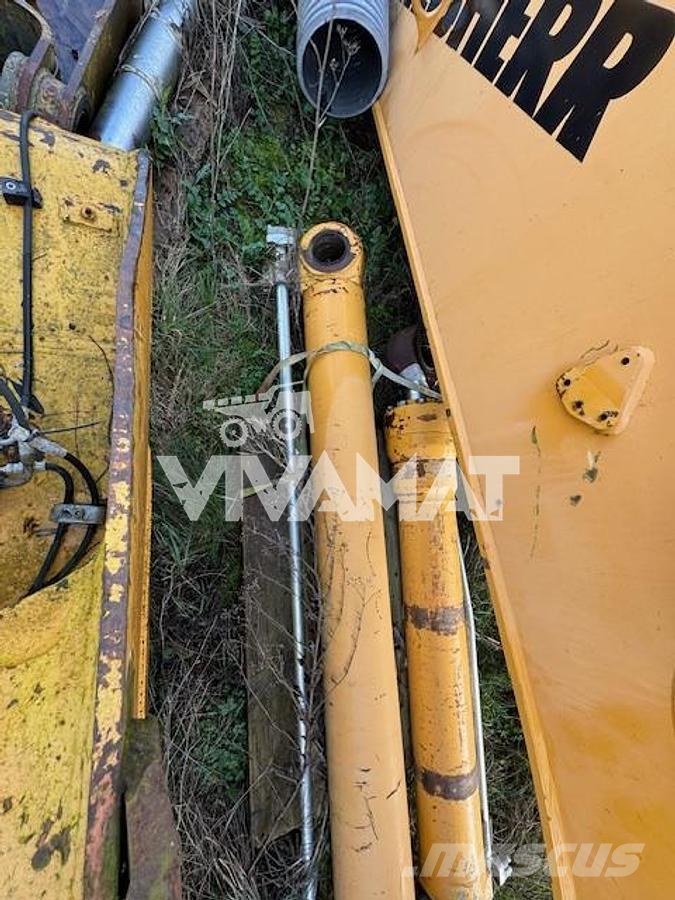 Liebherr R964C HDSL Crawler excavators