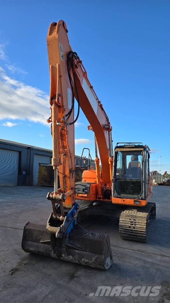 Doosan DX 140 LC Gravemaskiner på larvebånd