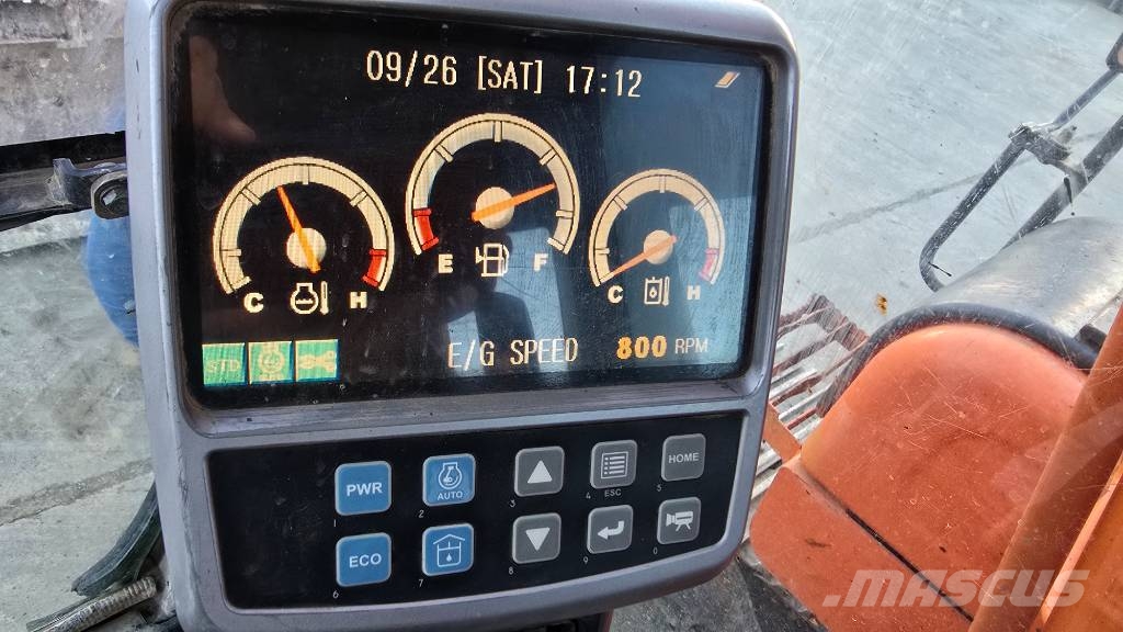 Doosan DX 140 LC Gravemaskiner på larvebånd