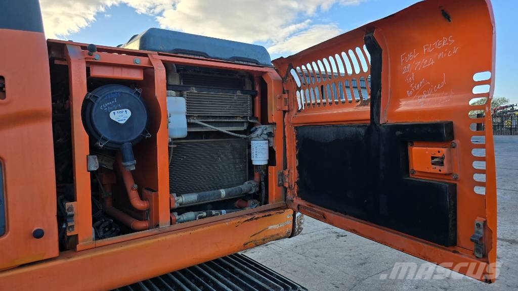 Doosan DX 140 LC Gravemaskiner på larvebånd
