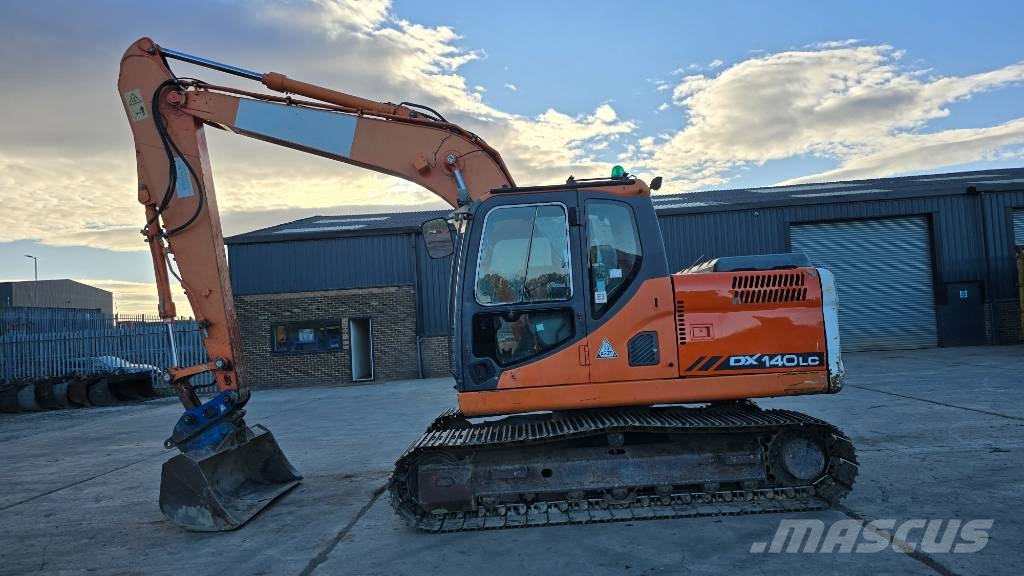 Doosan DX 140 LC Gravemaskiner på larvebånd