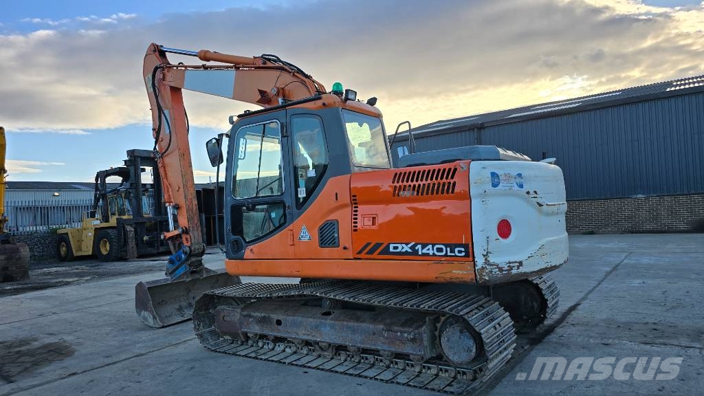 Doosan DX 140 LC Gravemaskiner på larvebånd