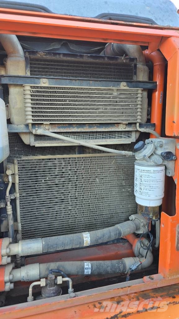 Doosan DX 140 LC Gravemaskiner på larvebånd