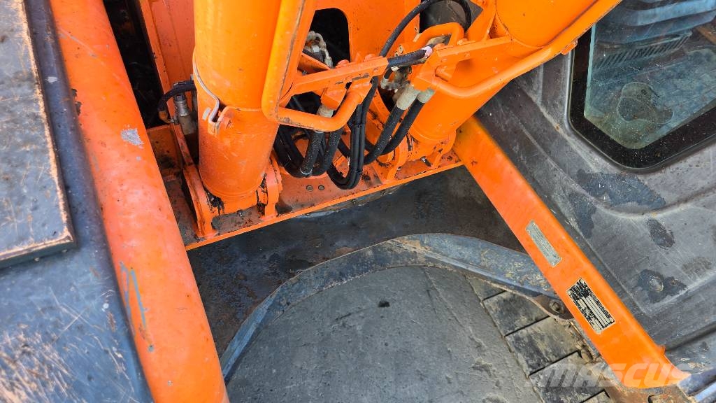 Doosan DX 140 LC Gravemaskiner på larvebånd