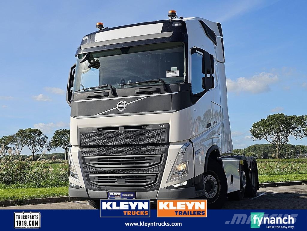 Volvo FH 460 6X2 GLOBE SKIRTS Prime Movers