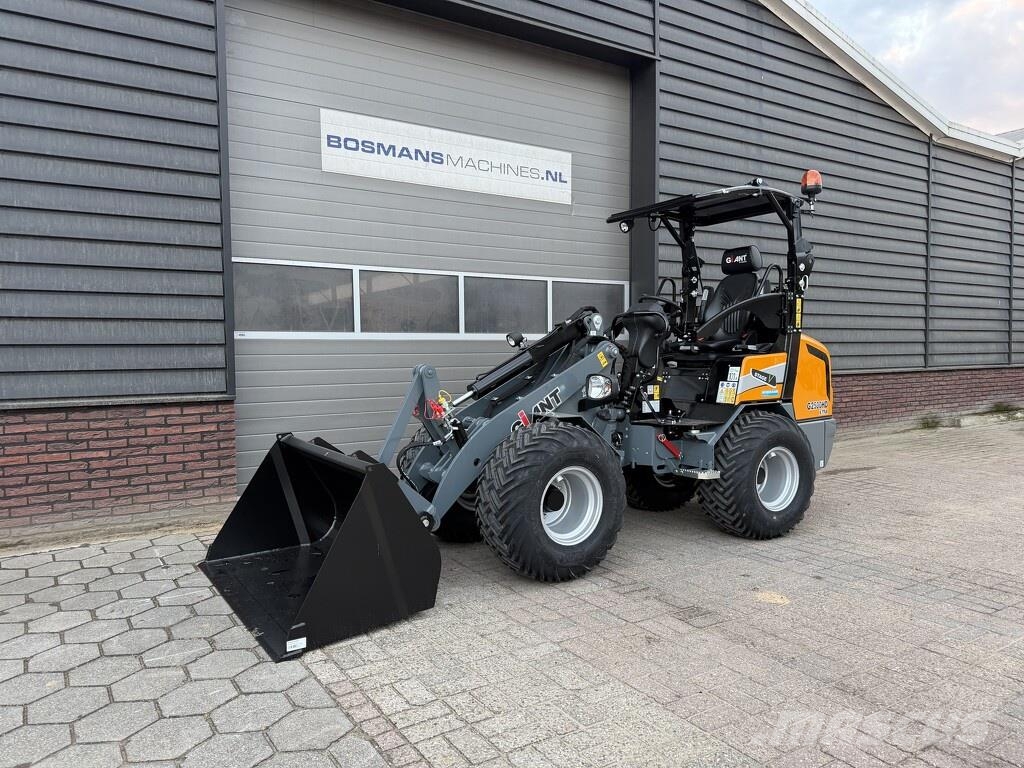 GiANT G2500 X-TRA HD shovel NIEUW met PRO-INCHING Kolesni nakladalci