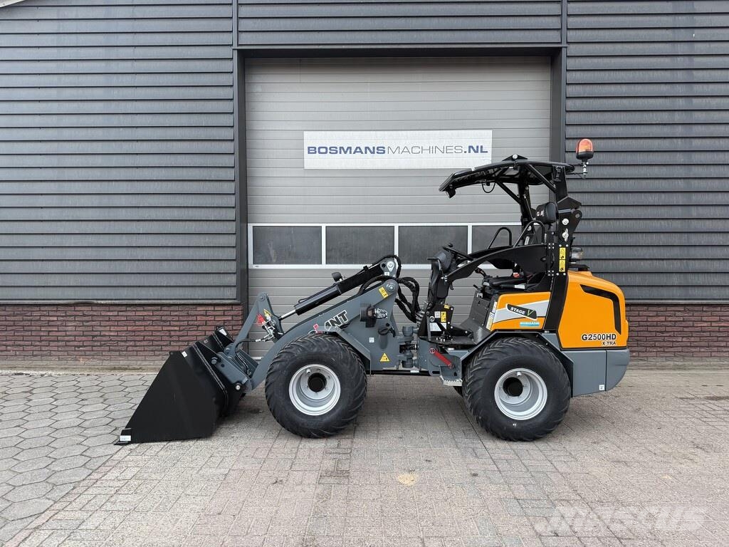 GiANT G2500 X-TRA HD shovel NIEUW met PRO-INCHING Kolesni nakladalci