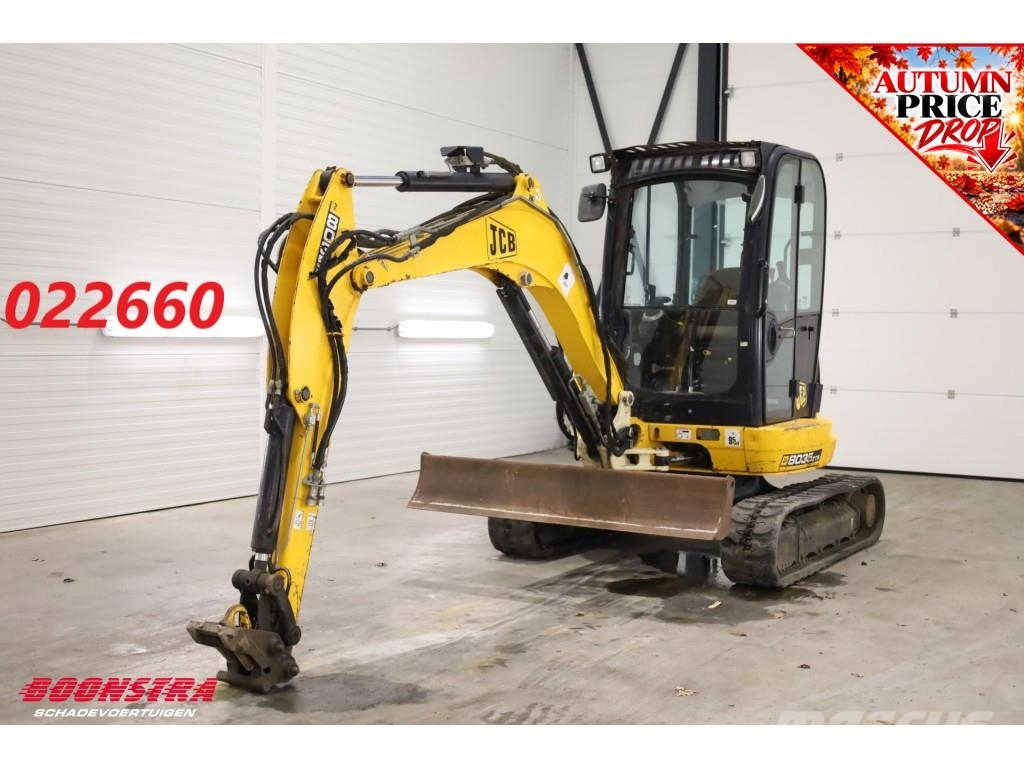 JCB ZTS 8035 BY 2014 2.681 Uur Miniexcavadoras