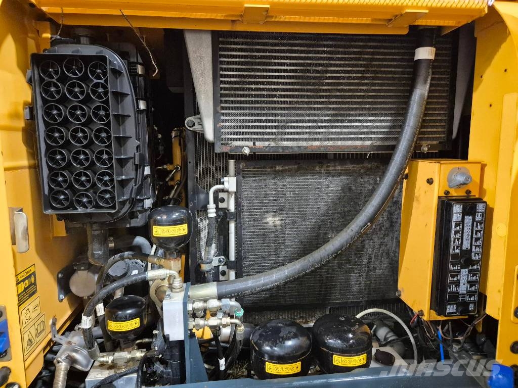 Hyundai R 140 W-9A Pyöräkaivukoneet
