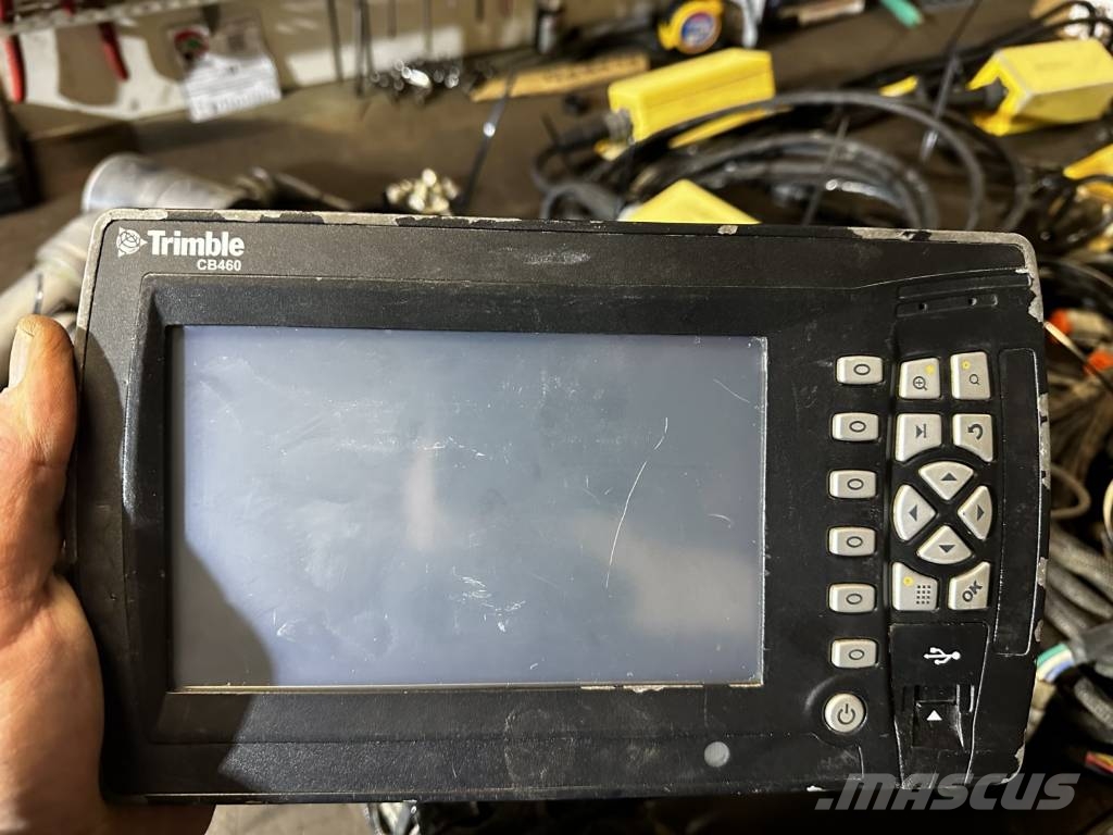 Trimble GCS 900 CB 460 3D 2D Grade control completely Instrumenten, meet- en automatiseringsapparatuur