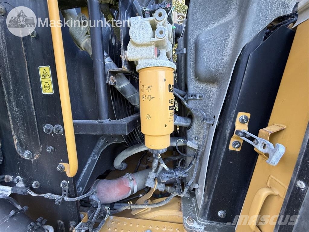 CAT 980M Rataslaadurid
