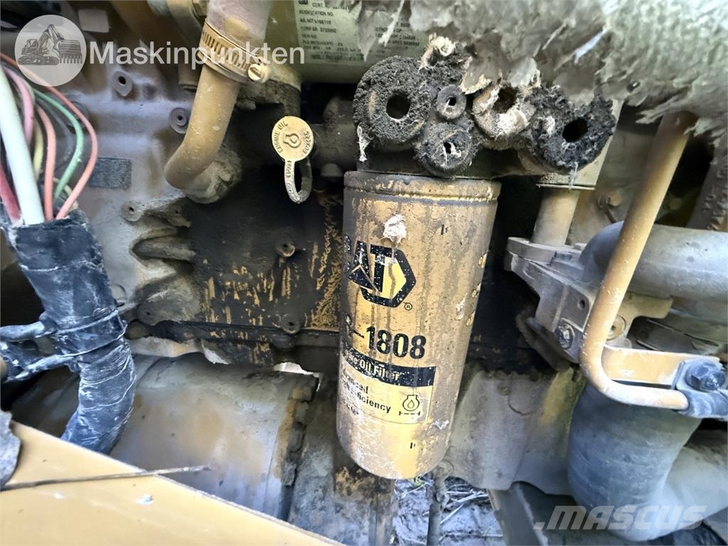 CAT 980M Rataslaadurid