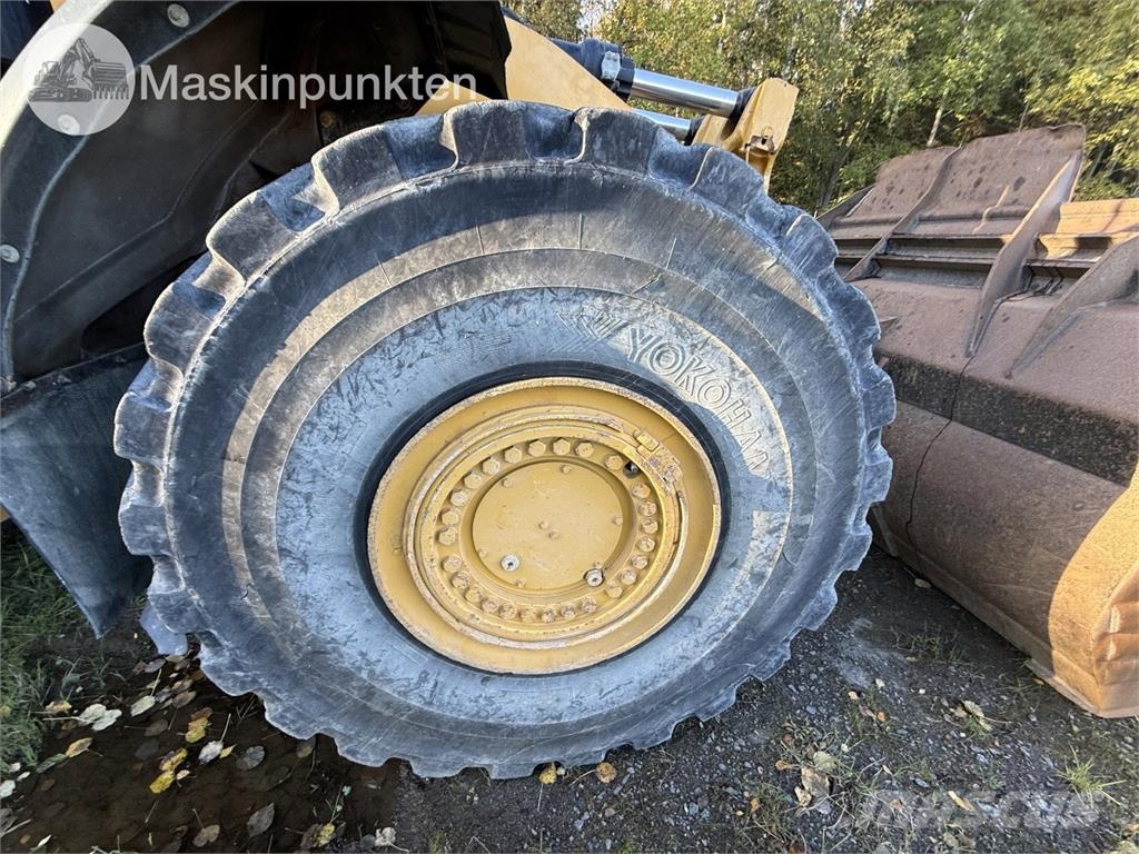 CAT 980M Rataslaadurid