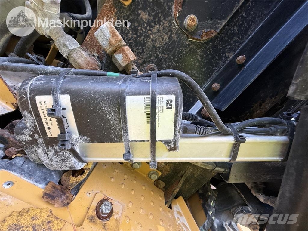 CAT 980M Rataslaadurid