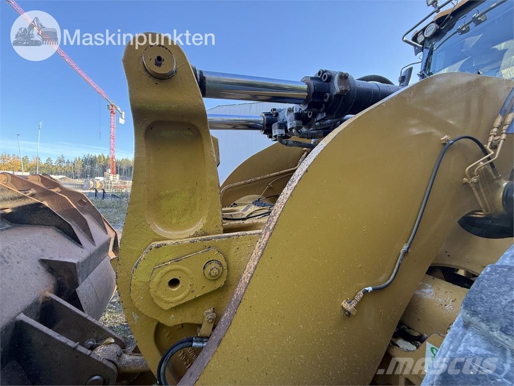 CAT 980M Rataslaadurid