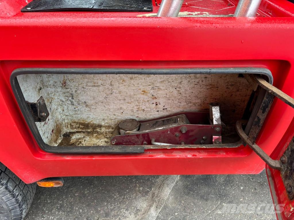Chevrolet 3500 4x4 recovery miller / winch مركبات إصلاح الأعطال