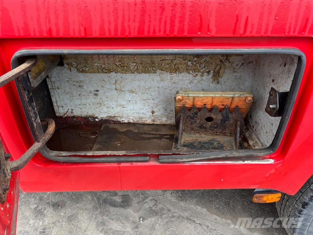 Chevrolet 3500 4x4 recovery miller / winch مركبات إصلاح الأعطال