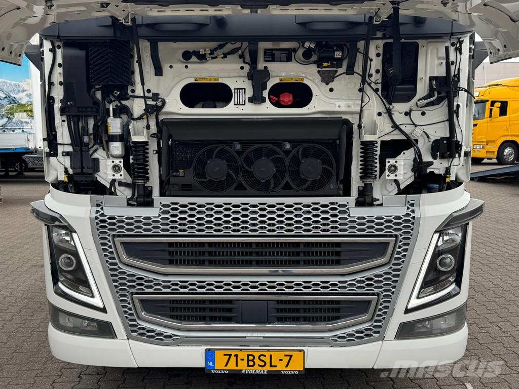 Volvo FH 16 750 6x2 Retarder Globe XL Prime Movers