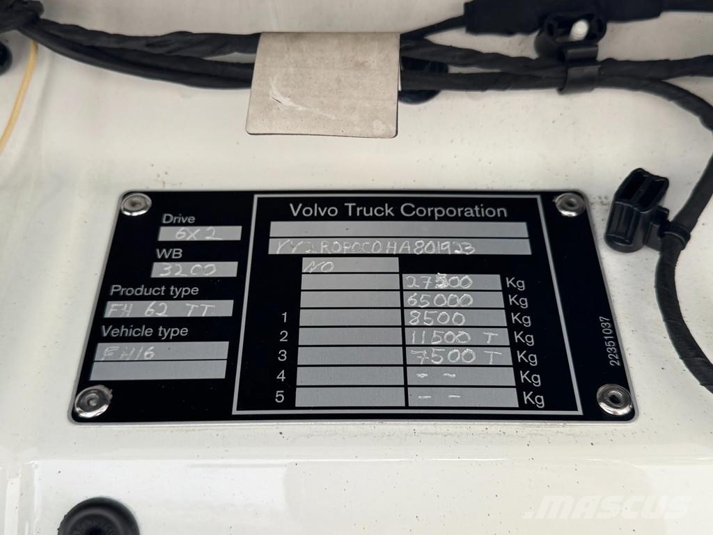 Volvo FH 16 750 6x2 Retarder Globe XL Trekkers