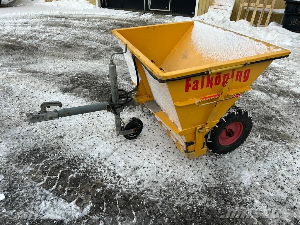 Falköping Sandspridare T-2,5 Машина за разпръскване на луга