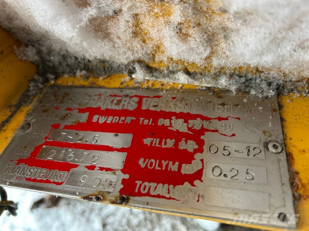 Falköping Sandspridare T-2,5 Машина за разпръскване на луга