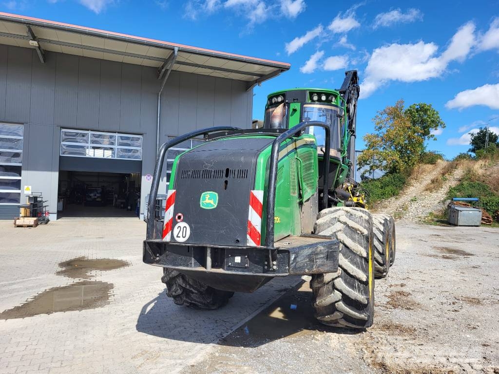 John Deere 1270 E Harvesteriai (miško kirtimo mašinos)