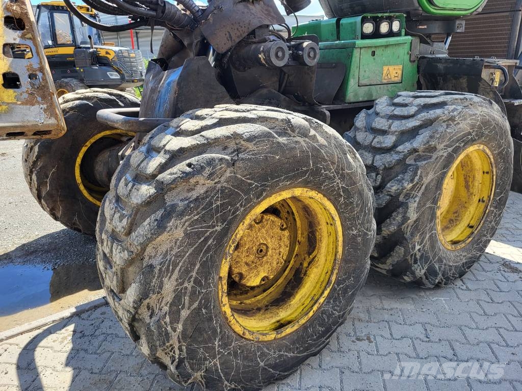 John Deere 1270 E Harvesteriai (miško kirtimo mašinos)