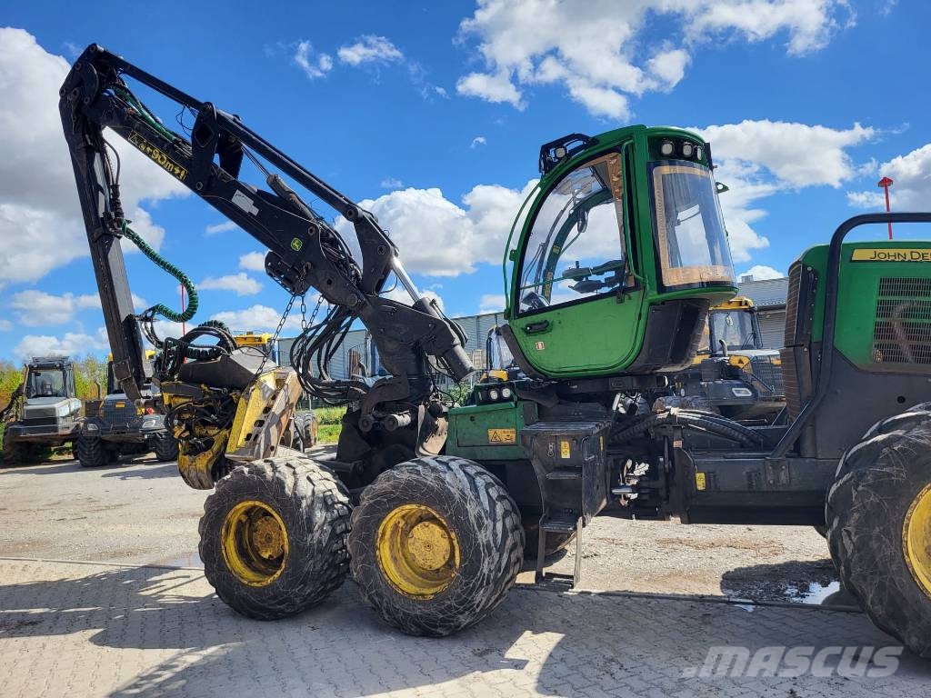 John Deere 1270 E Harvesteriai (miško kirtimo mašinos)